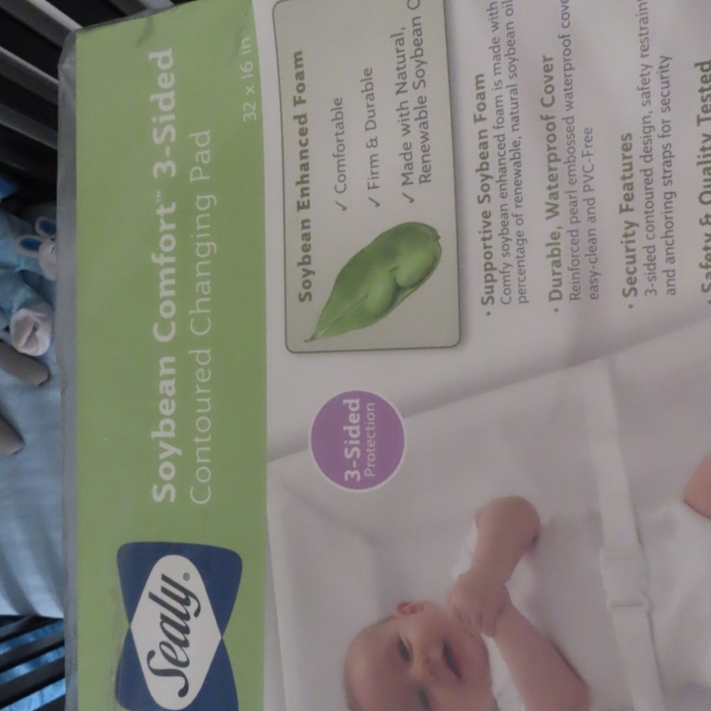 Changing table pad - Picture 2 of 2